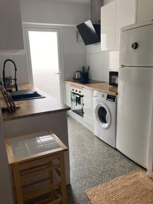 Centrico Apartamento A 150M De La Playa 쿠엘라 외부 사진